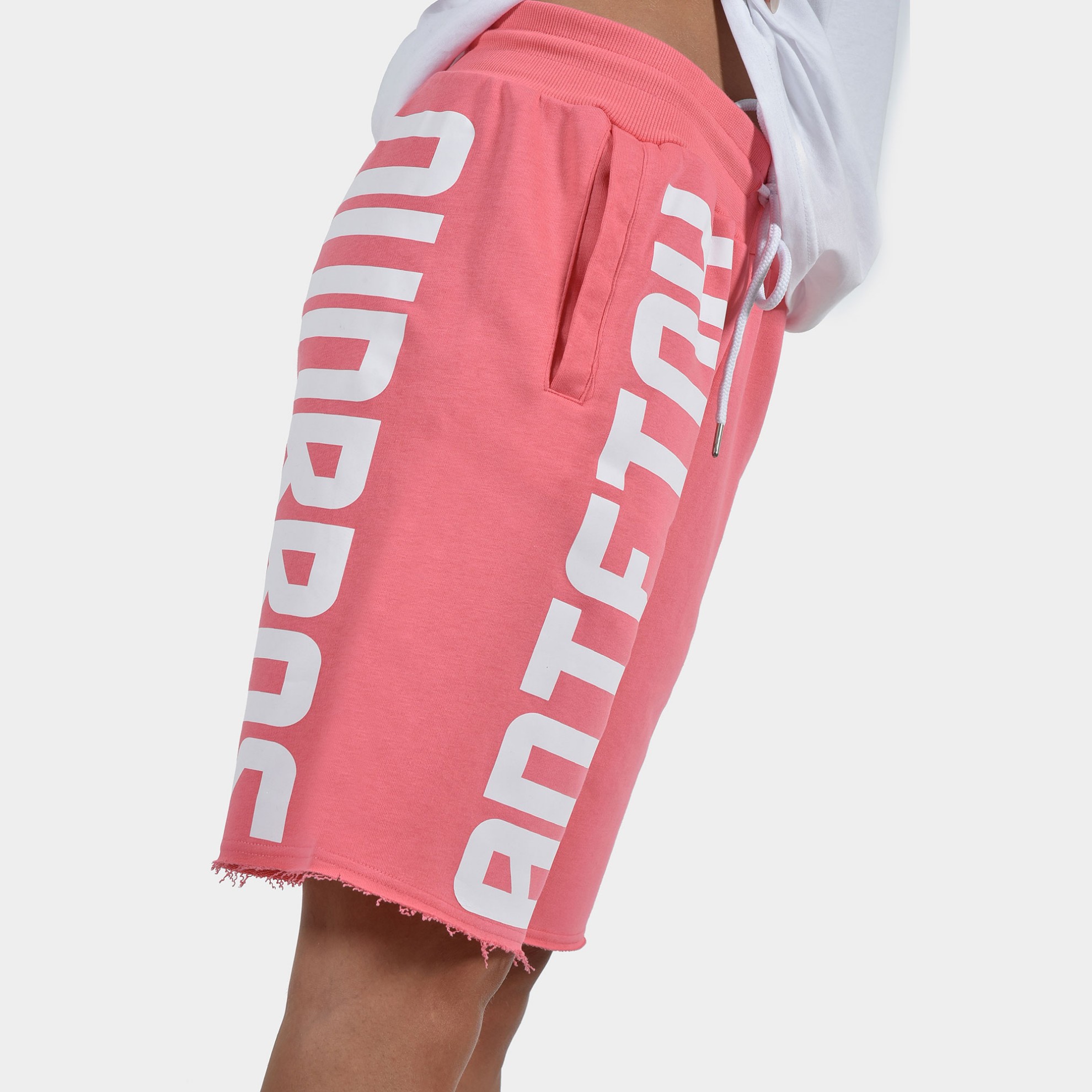 Unisex Shorts Multi Graffiti ANTETOKOUNBROS detail 1 Bubblegum