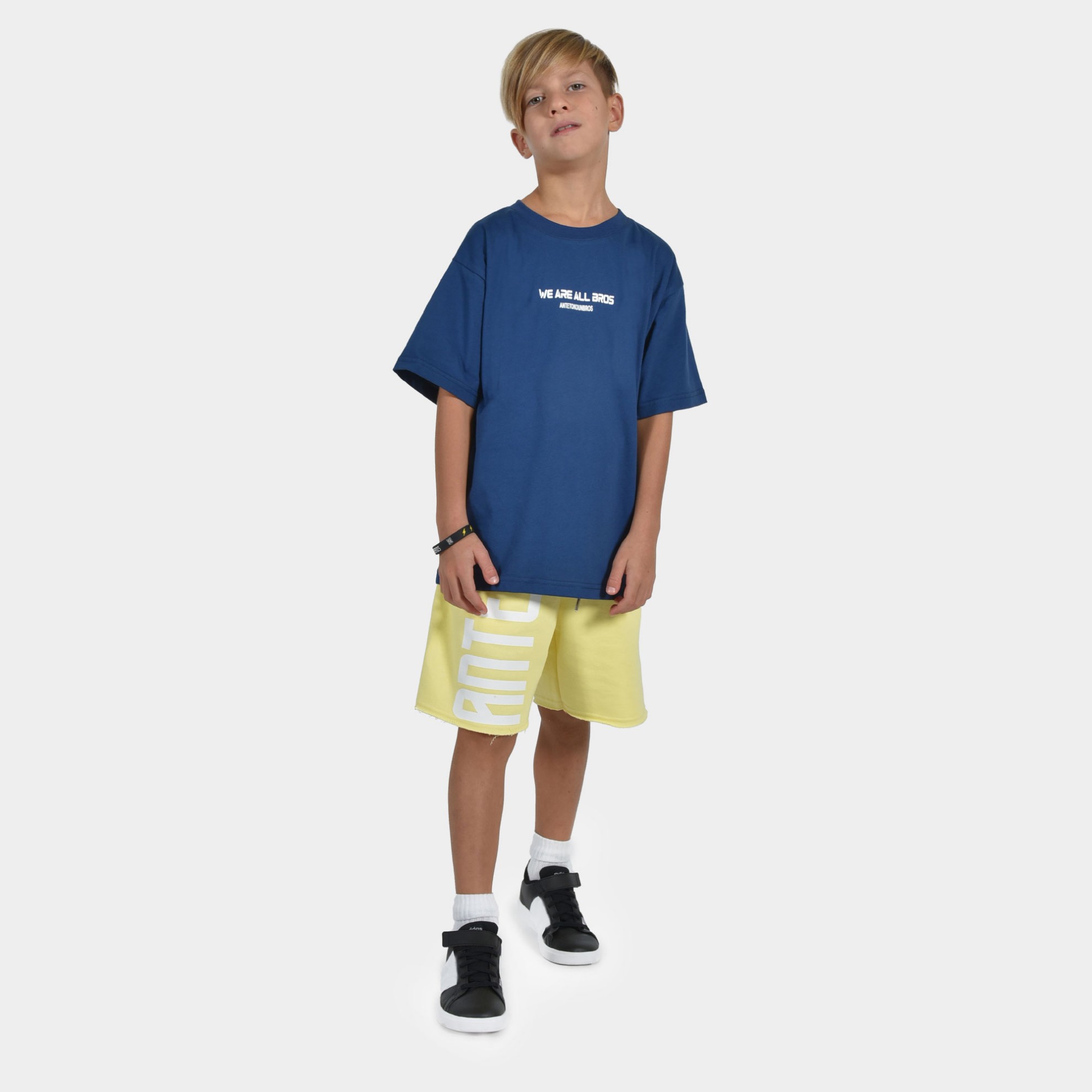 Kids' Shorts Multi Graffiti Yellow Model Front 1 | Antetokounbros