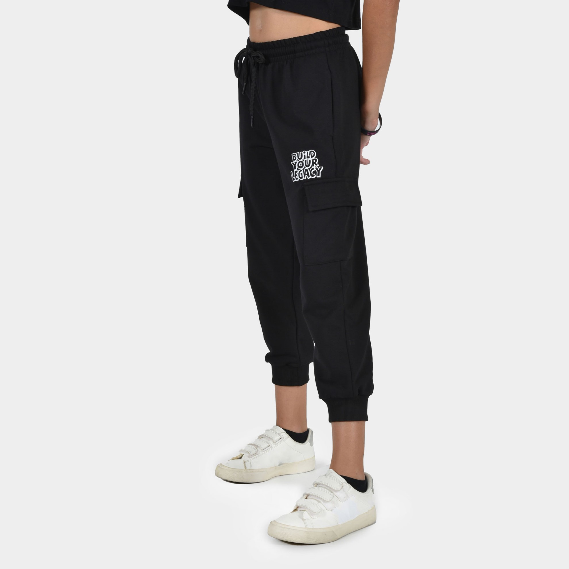 ANTETOKOUNBROS Kids' Cargo Sweatpants Build Your Legacy Black Front Girl