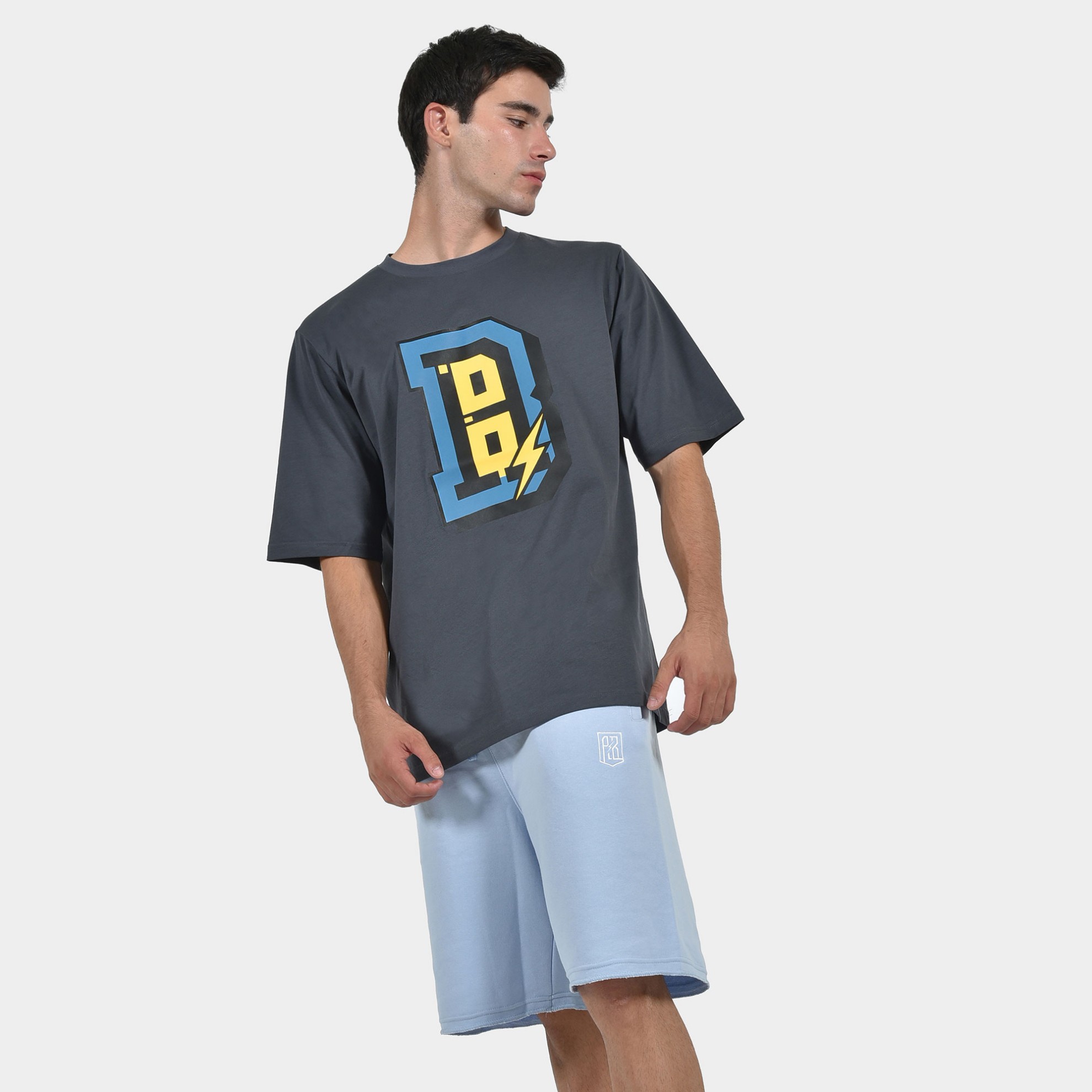 Men's T-shirt Goth | ANTETOKOUNBROS | Taupe Model  Front	