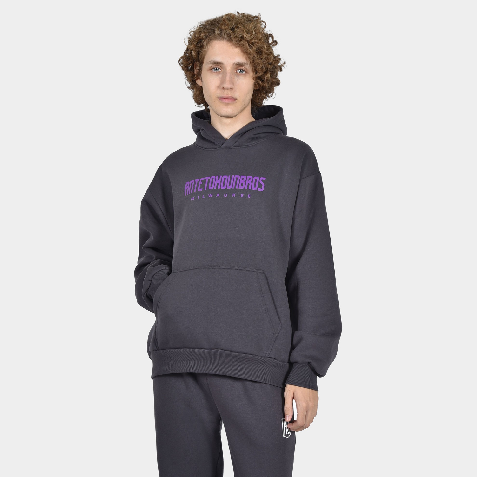 ANTETOKOUNBROS Unisex Hoodie Feelfall Milwaukee Grey Mouse Front