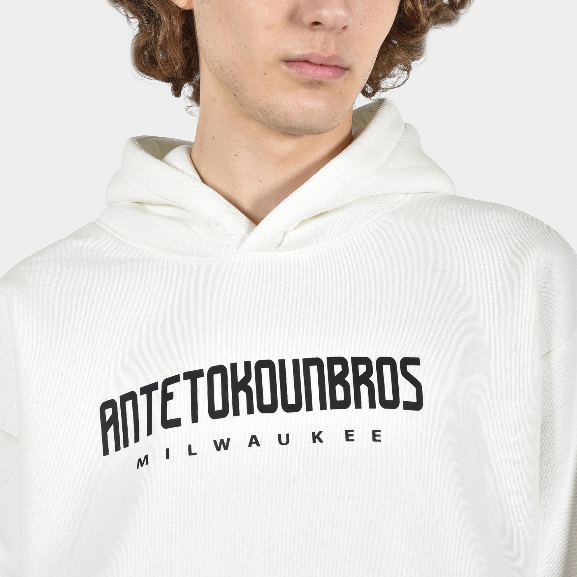 ANTETOKOUNBROS Unisex Hoodie Feelfall Milwaukee Off White Detail