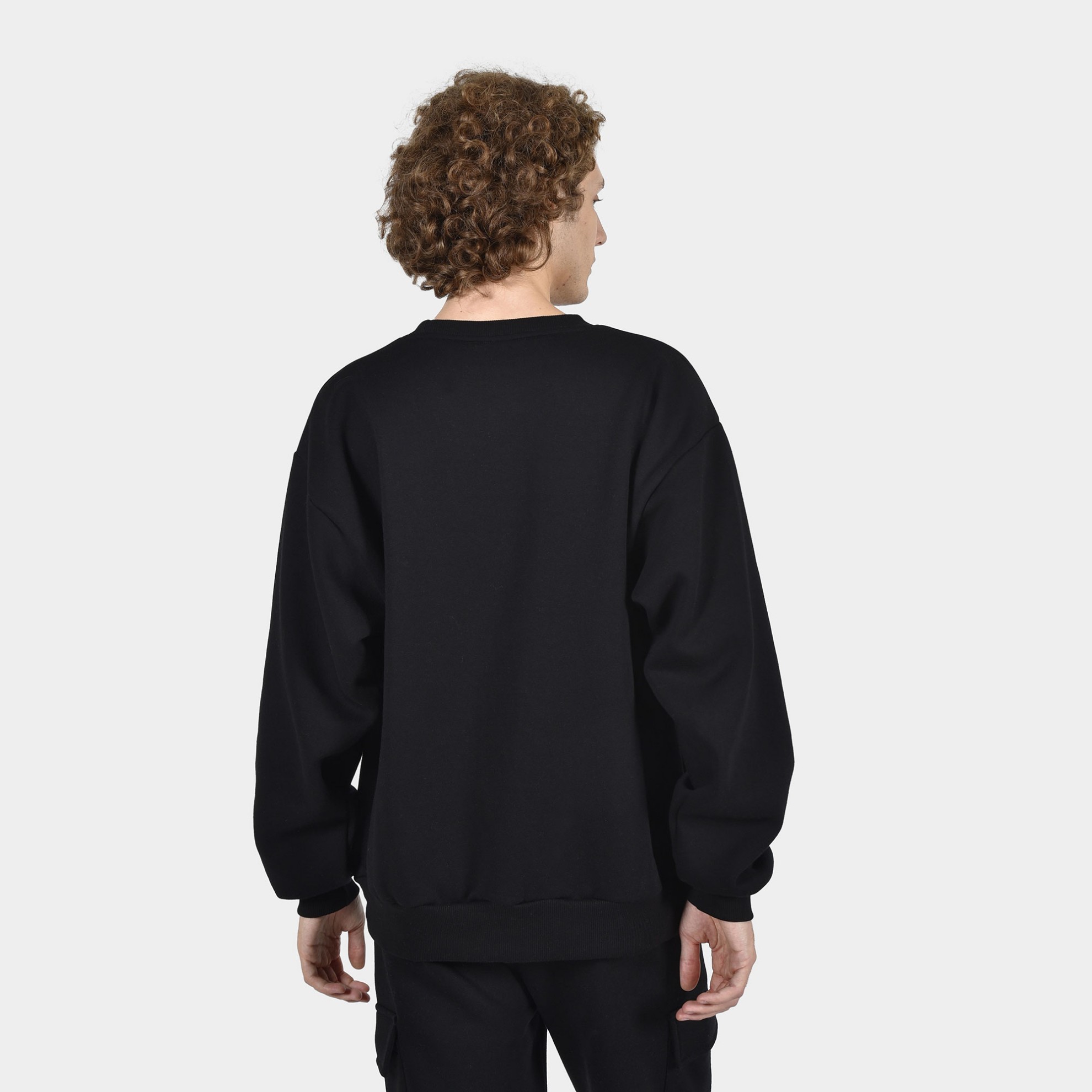 ANTETOKOUNBROS  Men's Oversized Sweatshirt Varsity Milwaukee Black Back