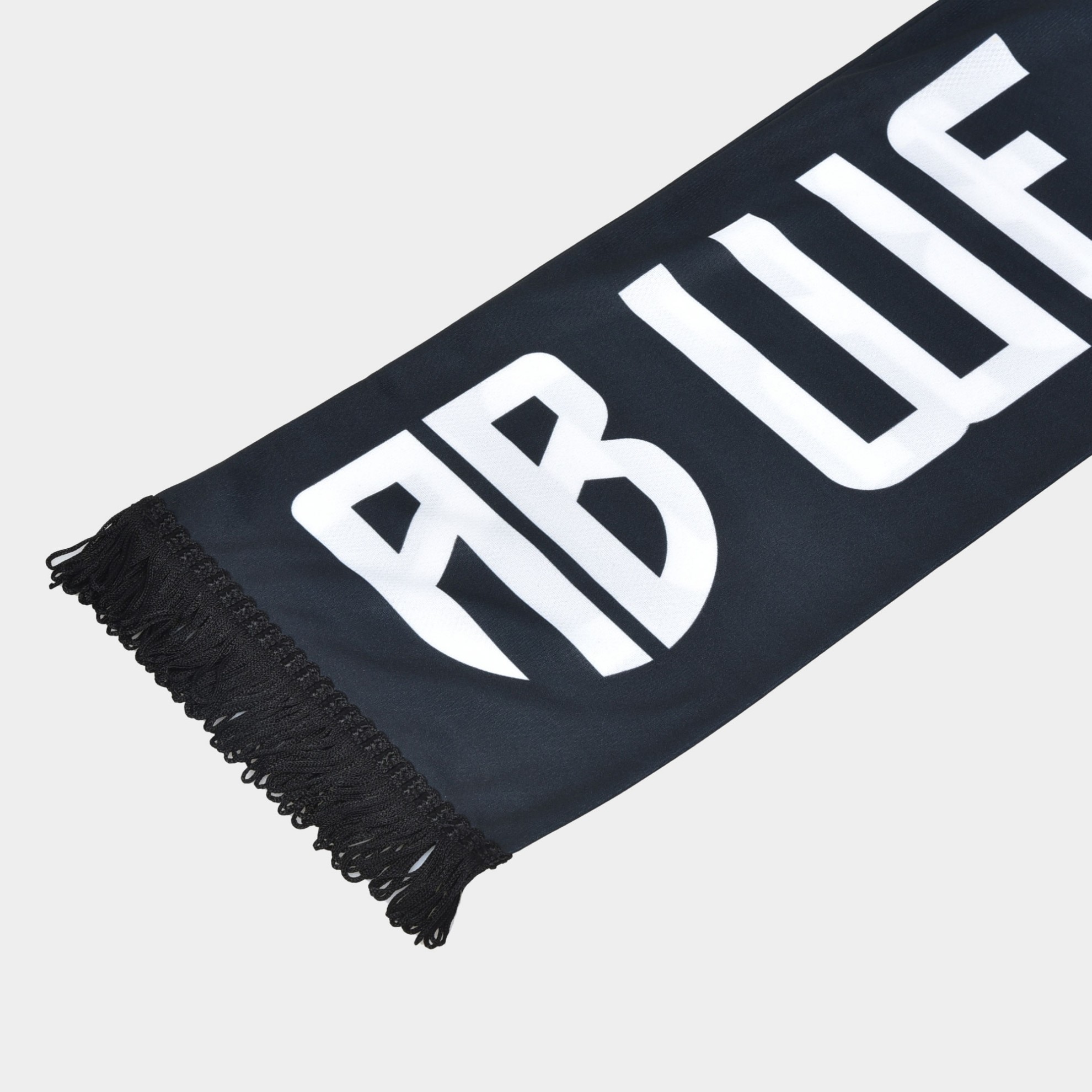 ANTETOKOUNBROS Scarf with We are all Bros Logo Black Detail