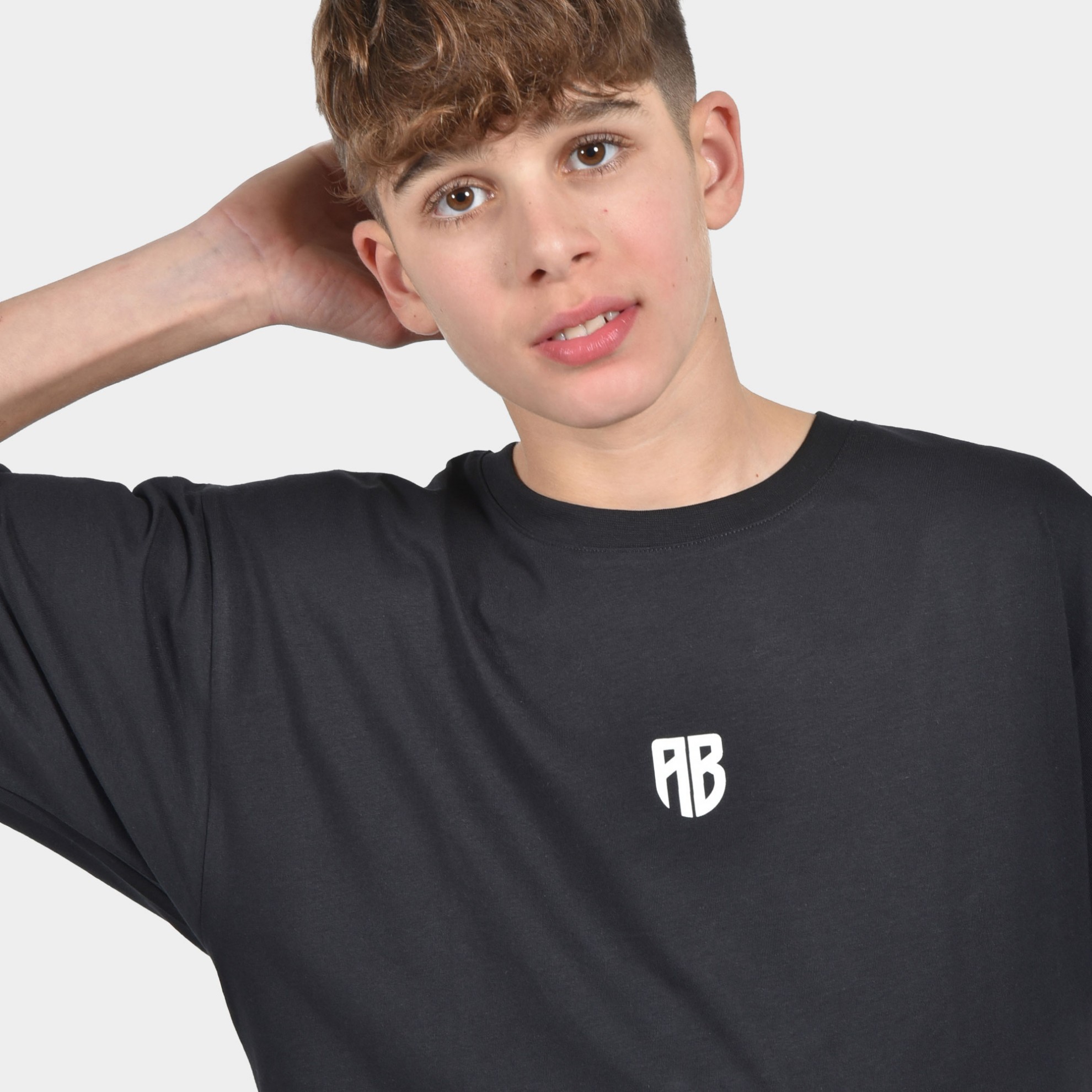 ANTETOKOUNBROS Kids' Oversized T-shirt We are all Bros Black  Detail