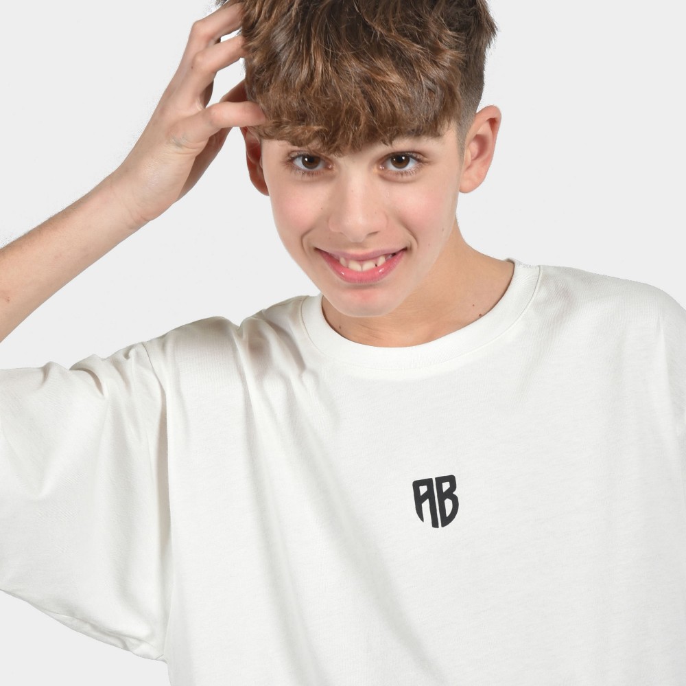 ANTETOKOUNBROS Kids' Oversized T-shirt We are all Bros Off White Front Detail