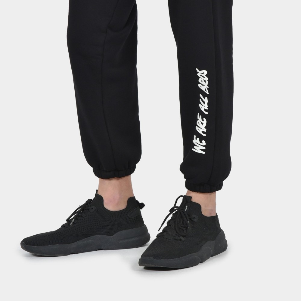 ANTETOKOUNBROS Kids' Loose Sweatpants We are all Bros Black Detail 1