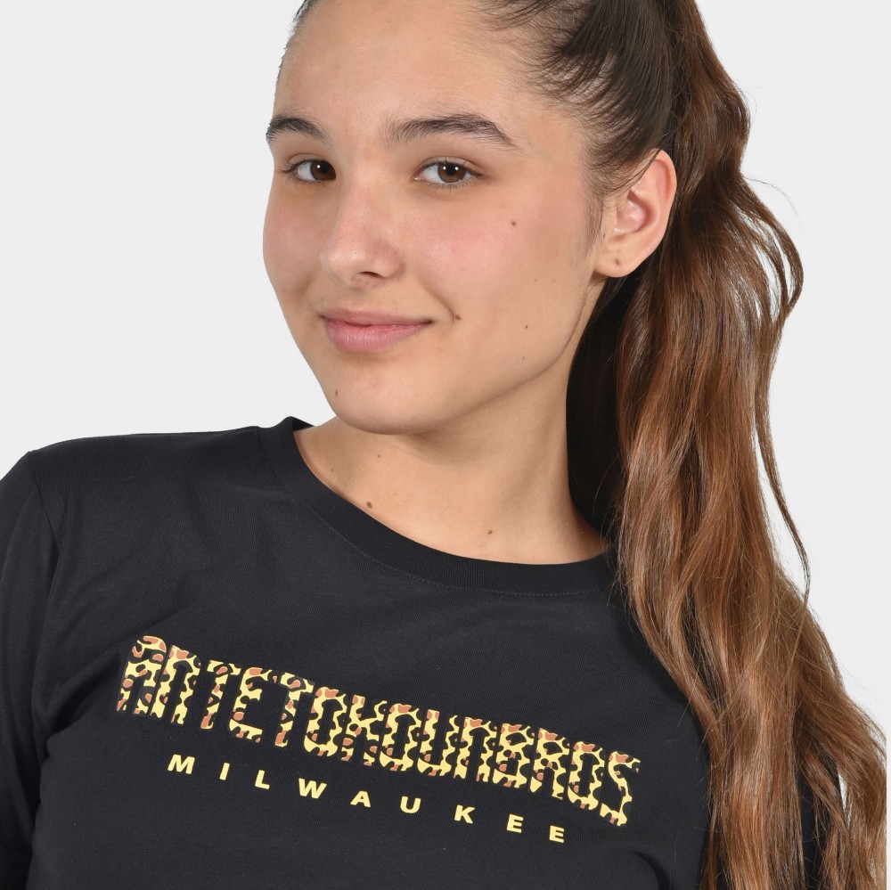 Kids' T-shirt Milwaukee Leopard Logo Black Detail | Antetokounbros