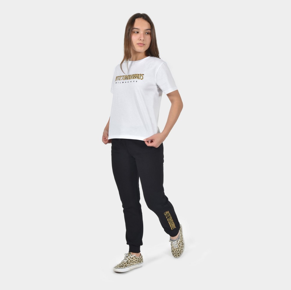 Kids' T-shirt Milwaukee Leopard Logo White Model Front | Antetokounbros