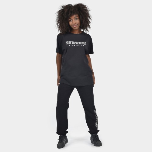 Women's T-shirt Animal Print Milwaukee Logo Black | Model Front | Antetokounbros thumb