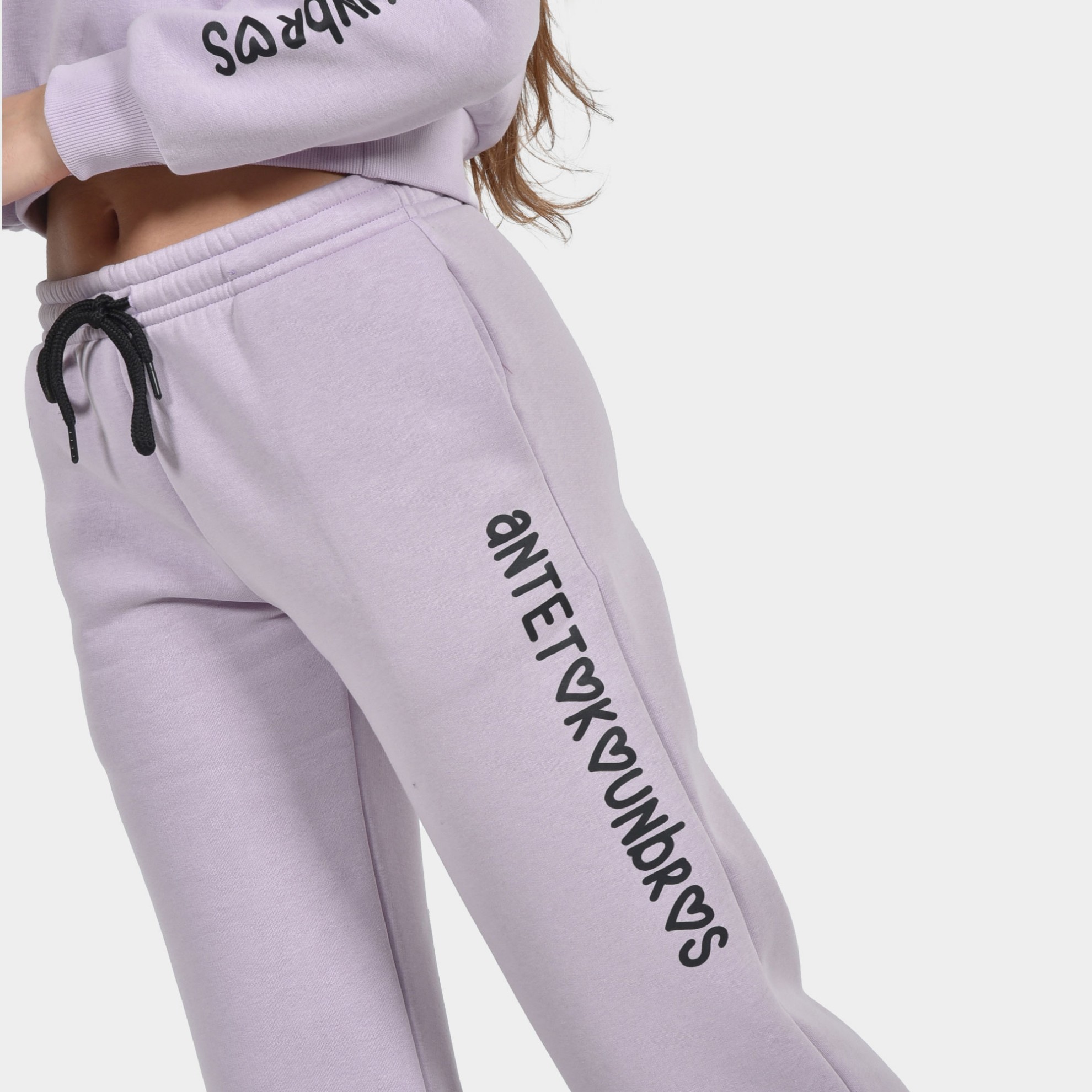 Kids' Wide Leg Sweatpants Smiley Orchid | Antetokounbros | Front Detail