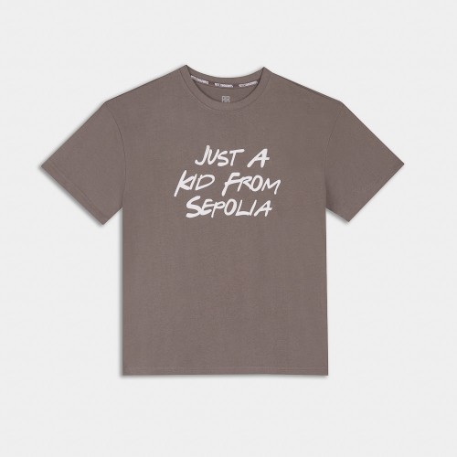 Εικόνα της Just a Kid from Sepolia Oversized T-Shirt Ανθρακί