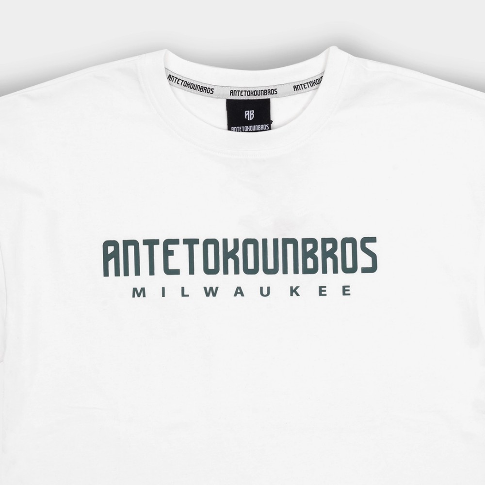 Kids' T-shirt Location Milwaukee Detail