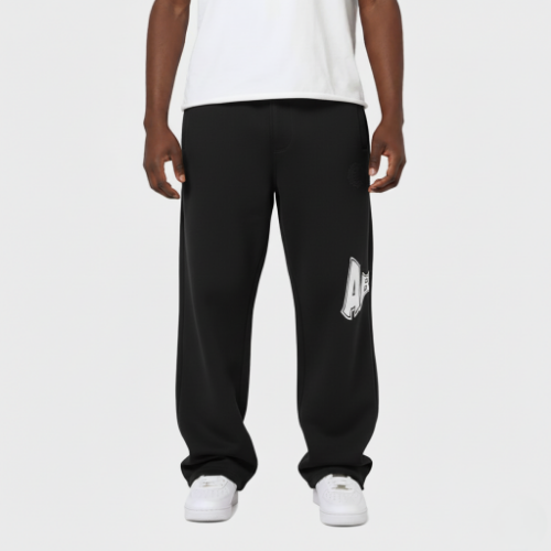 Men's Signature Sweatpants Black Model