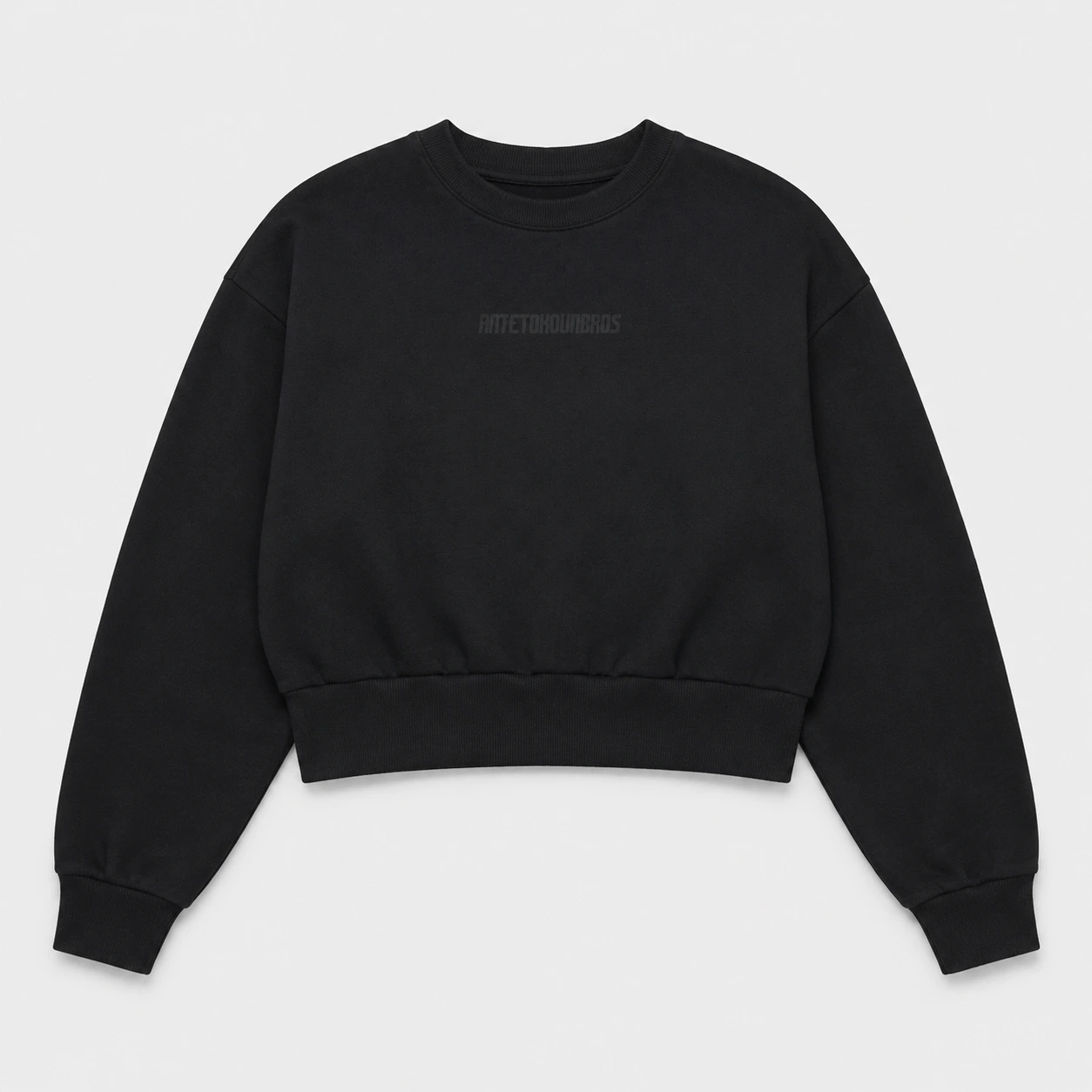 	Γυναικείο Crop Top Φούτερ με Λαιμόκοψη Logomania Μαύρο | Front | Antetokounbros