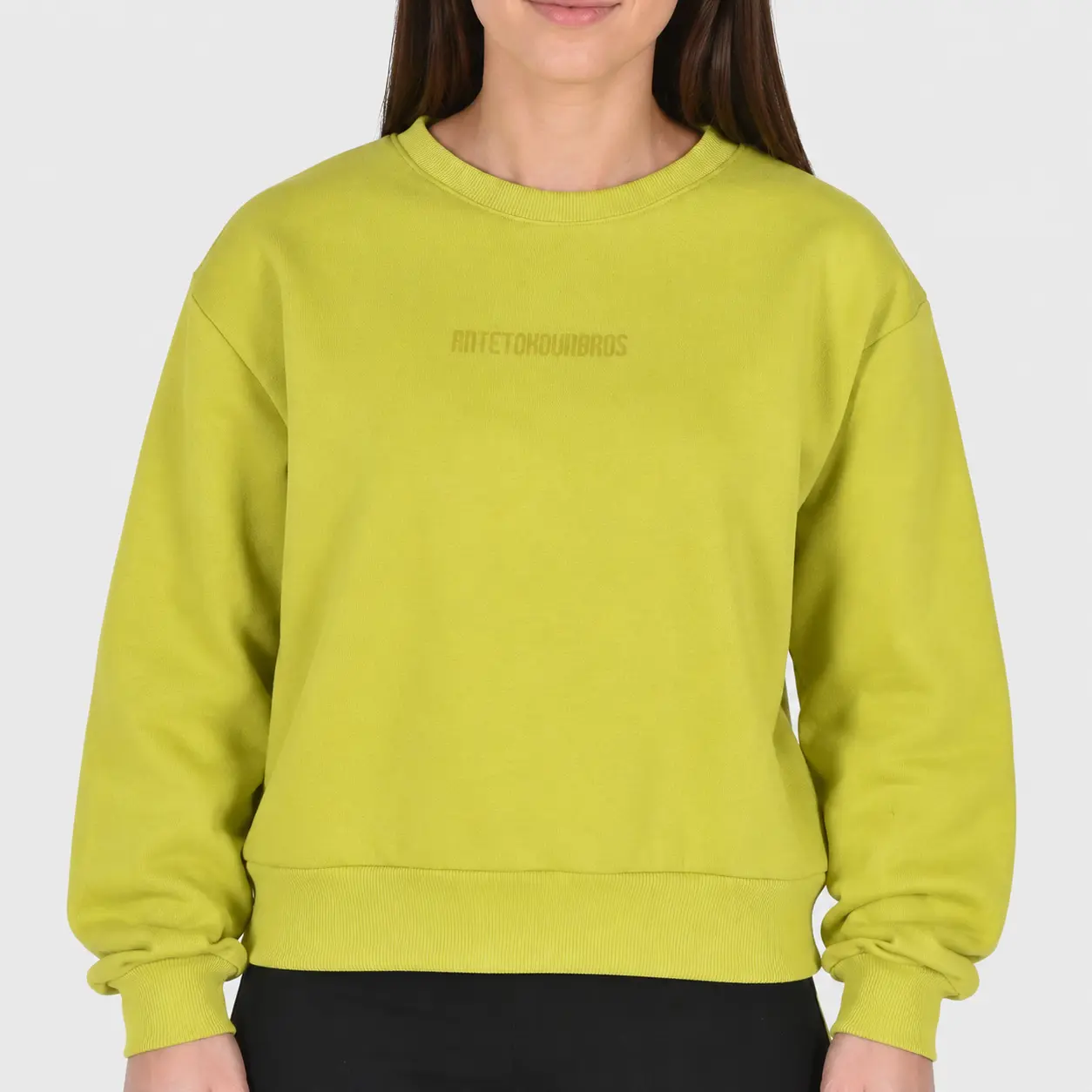 Women's Crop Top Sweatshirt Logomania Lime | Model Front 2| Antetokounbros